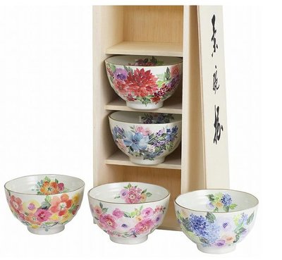 ~* 萊康精品  *~ 日本 和藍 美濃燒 手繪 花音色飯碗組 五入 陶瓷 附木箱 03938