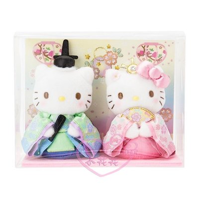 ♥小花花日本精品♥Hello Kitty凱蒂貓女兒節娃娃擺飾居家擺飾坐姿扇子和服日式風格2入組 19新款12347209