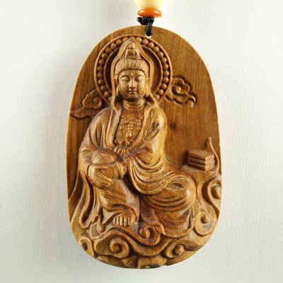 佛藝館 澳洲檀香木雕 自在觀音菩薩項鍊 掛繩款 法像莊嚴（GA-0178）