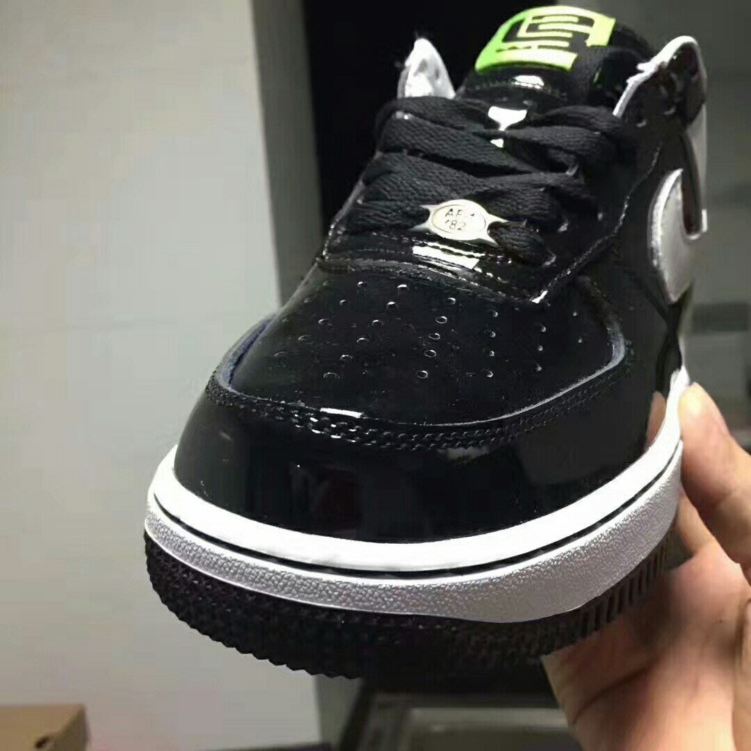 NIKE Air Force 1 Chamber Of Fear LBJ 自我懷疑男女鞋| Yahoo奇摩拍賣