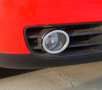《※金螃蟹※》福斯 VW Polo 9N MK4 02-05年 前保險桿 鍍鉻霧燈框 台灣製造 改裝 精品 配件