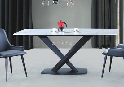 【DH】商品貨號A542-1商品名稱《C07》黑鐵+雪山岩板5尺餐桌(圖一)備有6尺/7尺可選.餐椅另計.主要地區免運費