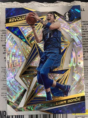 2019-20 NBA Panini Revolution 小牛隊 Luka Doncic 73  特殊卡Fractal