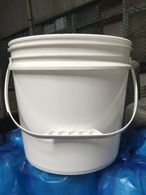 【宏金BO】塑膠桶子15L (無附蓋子) //土水桶.水泥桶.收納桶.油漆桶.塗料桶.化料桶.垃圾桶.水桶.塑料桶