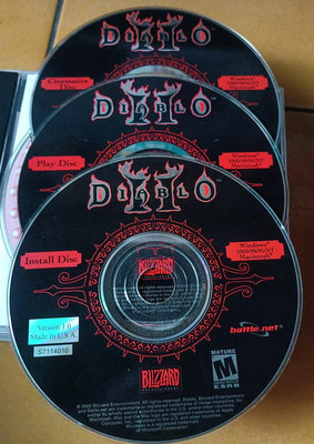 PC GAME: DIABLO II暗黑破壞神2--英文版 /2手