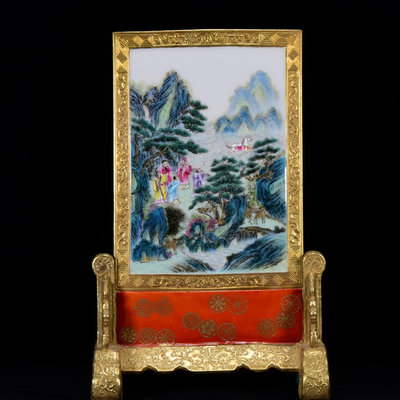 中國古瓷 清乾隆年粉彩鎏金人物紋屏風40*25m35000RT-1663