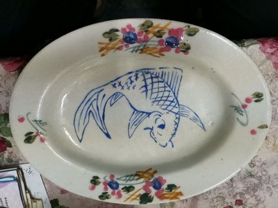 典藏 台灣早期長型花卉魚盤一支,少見了喔~~!