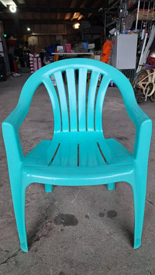 【尚典中古家具】湖水藍休閒塑料椅  中古/二手/塑料椅/塑料椅子/湖水藍塑料椅/休閒椅/椅子