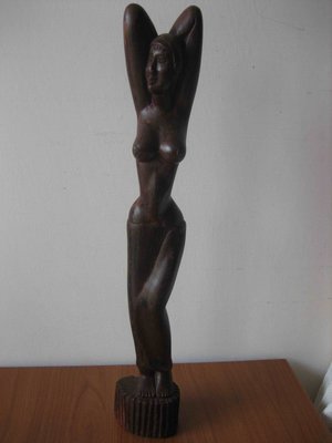 非洲裸女黑檀木雕--購自上海劉海粟美術館1999年非洲雕塑藝術大展，現性感出讓!