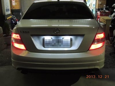 【JP】新竹永豐汽車LED@M-Benz 賓士 W204 C300 牌照燈改裝T10 3W 5630 3SMD簡單更換