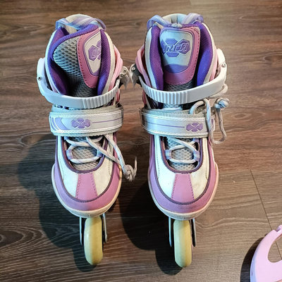 ORCA 直排輪鞋 溜冰鞋 輪滑鞋 粉色系 初學者適用 尺寸EU34-37 可調整 附手腕護具+安全帽+背袋 外觀狀況如照片功能正常 便宜出清
