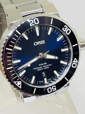 Oris Aquis 豪利時 時間之海 規格：錶徑45.5mm 不含龍頭 不銹鋼自動錶