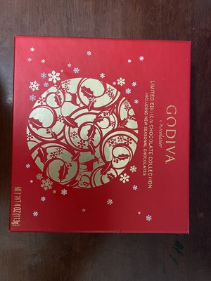GODIVA 歌帝梵 巧克力 空盒 外盒 14.6X13.3X4.2 外盒 14.2X13.1X3.9 公分