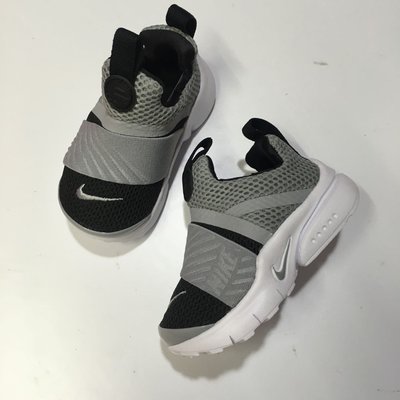 Nike 兒童運動鞋 運動鞋 小童鞋 尺寸：6/12cm~10/16cm