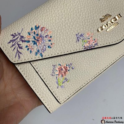 販売済み Chloe' 立体花柄パーカー【新品未使用未試着】 アウター