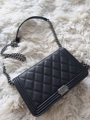 Chanel AS0584 幻象珍珠系列Quilted Flap Bag 小牛皮珍珠鍊帶包 黑