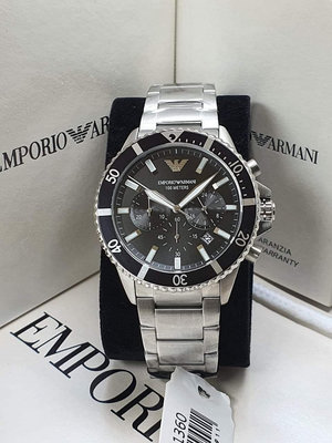 EMPORIO ARMANI Diver 黑色面錶盤 銀色不鏽鋼錶帶 三眼計時 石英 男士手錶 AR11360