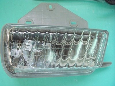 》傑暘國際車身部品《 全新福斯T4-93-97年原廠型玻璃霧燈一顆1000元外加線組開關只要2600