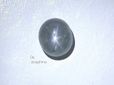 裸石(182) De Josephina 稀有錫蘭水潤無燒 星光藍寶 藍色剛玉星石 2克拉