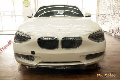 Dr. Color 玩色專業汽車包膜 BMW 118i 細紋自體修復透明犀牛皮_前保桿 / 門碗 / 門踏板
