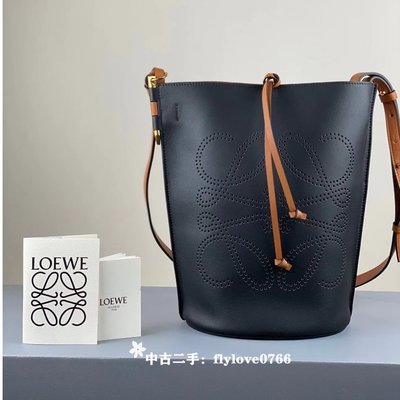 中古二手 LOEWE Anagram Gate Bucket 牛皮拼色水桶包/肩背包/斜跨包 30922BZ57