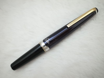 B258 百樂 日本製 elite 短鋼筆 18k 細字尖鋼筆(粗桿)(6.5成新天頂有退漆無凹)