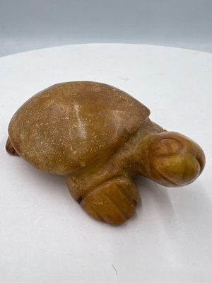 紅山文化地方玉龜可愛的小烏龜玉雕實物拍攝