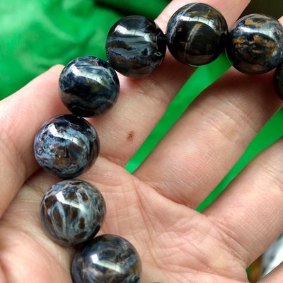 (( 油彩強！藍彼得石，略帶紅彼得、黃彼得 )) 14mm 手圍16.5-17 手珠 珠珠手串手鍊手鏈手環 圓珠念珠 天然水晶