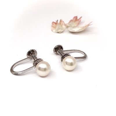 艾麗珠寶-AKOYA日本珍珠耳環-日本原裝銀鍍白K夾式台座（4.5～5.0mm）