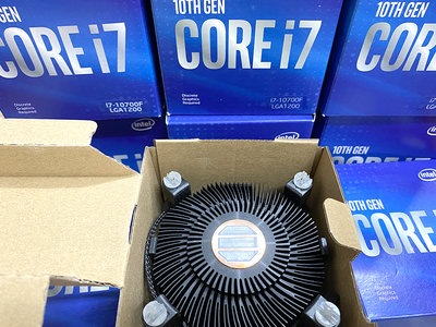【限量】全新未使用  Intel CPU 原廠風扇 銅底 黑化版本 115x 1200 腳位都可以安裝 黑金剛