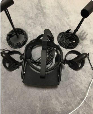 窩美 oculus rift cv1頭戴式裝置整組二手特價專案優惠
