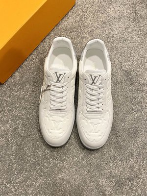 Louis Vuitton Rivoli Sneaker 1a3mi4