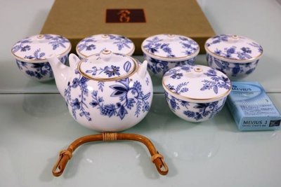 已售~日本製 日本製名瓷~則武Noritake皇室御用骨瓷~茶壺+5杯蓋組(媲美香蘭社)