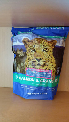{犬聯社} 荒野藍山 全齡貓 無穀飼料 5.5磅 14磅 鮭魚 雞肉 蔓越莓 一單限寄一包5.5磅