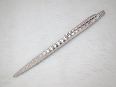B029 萬寶龍 德國製 No1557 銀色貴族自動鉛筆0.5mm(9成新)(天頂按壓式)