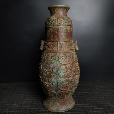 戰國青銅云紋高瓶高36厘米寬16厘米重3.2公斤90036675【萬寶樓】銅器 佛像 擺件