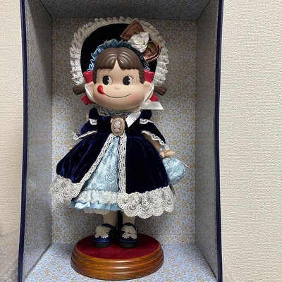 【現貨】不二家藍色宮廷裙陶瓷人形日本限定限量60周年紀念