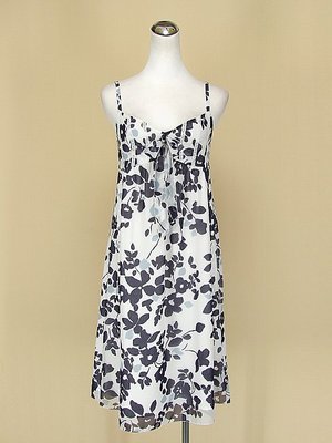 貞新 ef-de 日本專櫃 靛藍花朵蕾絲V領細肩帶雪紡紗洋裝M(9號)(47741)