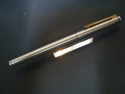 德國百利金Pelikan 老款P560鋼筆F尖(非萬寶龍派克西華)