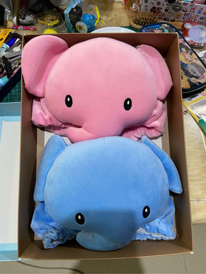 麗嬰房 送禮自用 禮盒 汽車座椅頭套 立體 小象 大象 粉色 藍色