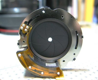 【數位達人相機維修】光圈排線故障 排線更換 CANON EF 24-105mm f4L IS USM 光圈維修