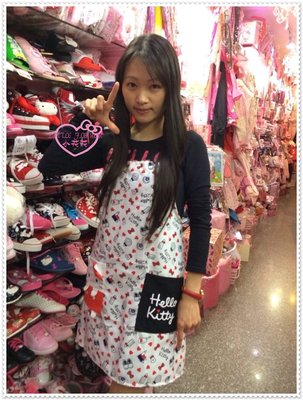 小花花日本精品♥ Hello Kitty  圍裙 工作服 居家 清潔衣 工作衣 廚房圍裙89927601
