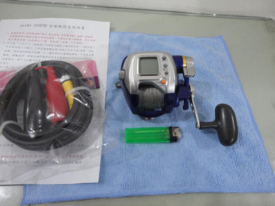 手持式日本製daiwa 400FBE 型電動捲線器，有自動晃餌，有瞬動-10