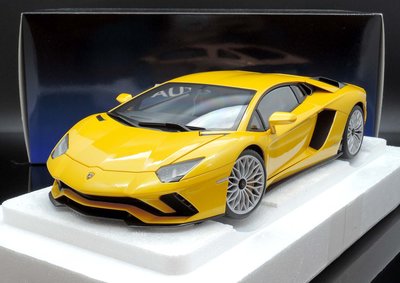【M.A.S.H】現貨特價 Autoart 1/18 Lamborghini Aventador S yellow