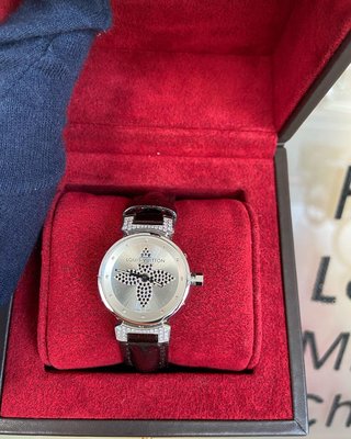 名品商行 2手名牌 LV 經典 女錶 石英鑽石 皮革 Q121RO型號 狀況95新 （買來沒使用）参考圖片  附盒子 紙卡證  附本店購買證明錶徑2.5cm