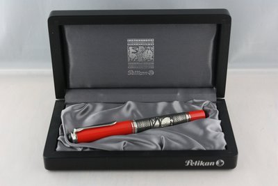 Pelikan 百利金 限量 M910 大銀雕鋼筆 18K F尖
