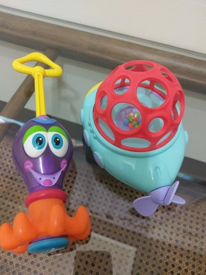 [全新] 美貝樂 嬰兒寳寳幼兒 戲水玩具洗澡玩具 發條潛水艇 + [二手] Nuby 洗澡玩具 烏賊水槍