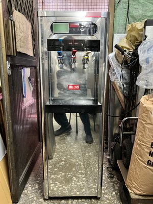 【飲水機小舖】二手飲水機 中古飲水機 冰冷熱飲水機 兩道過濾 83