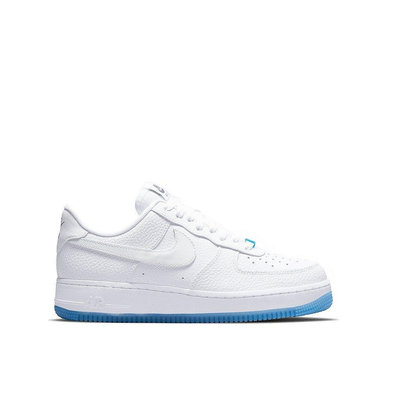 NIKE 女鞋 W AIR FORCE 1 07 LX UV 熱感應變色 白藍【DA8301-101】