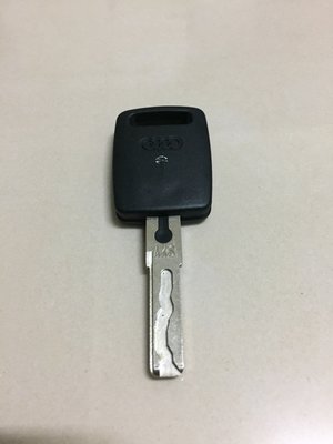 AUDI A4 B5 原廠鑰匙